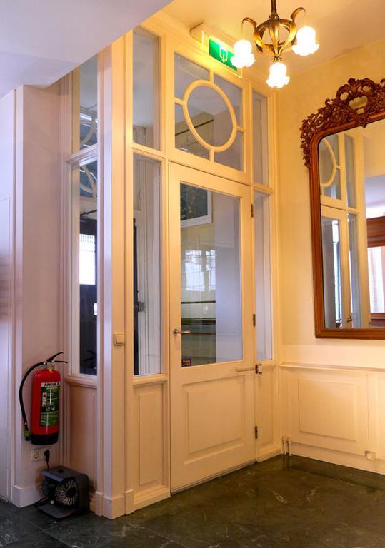 Hotel Adolesce Амстердам Екстериор снимка