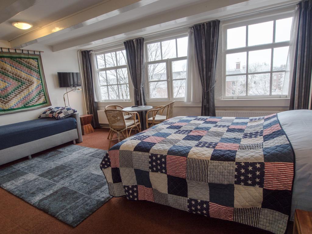 Hotel Adolesce Амстердам Екстериор снимка